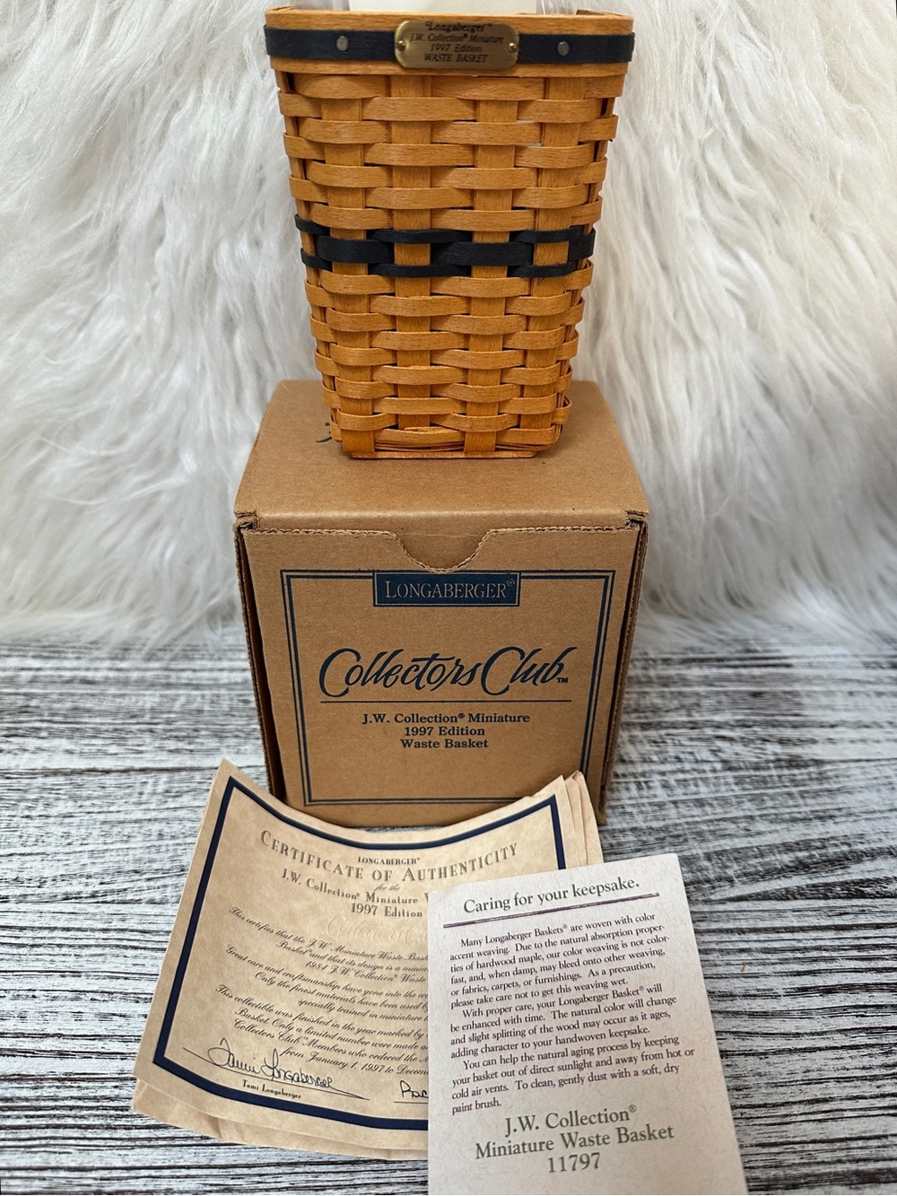 *6 signatures* Longaberger JW Collection Miniature 1997 Waste Basket new in box